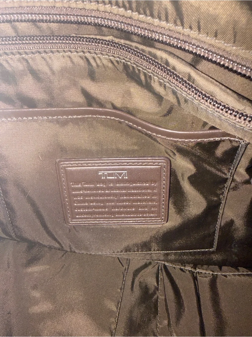 TUMI NYLON BUSINESS BRIEF BAG ARMY GREEN AND BROWN LEATHER HANDLE/TRIM